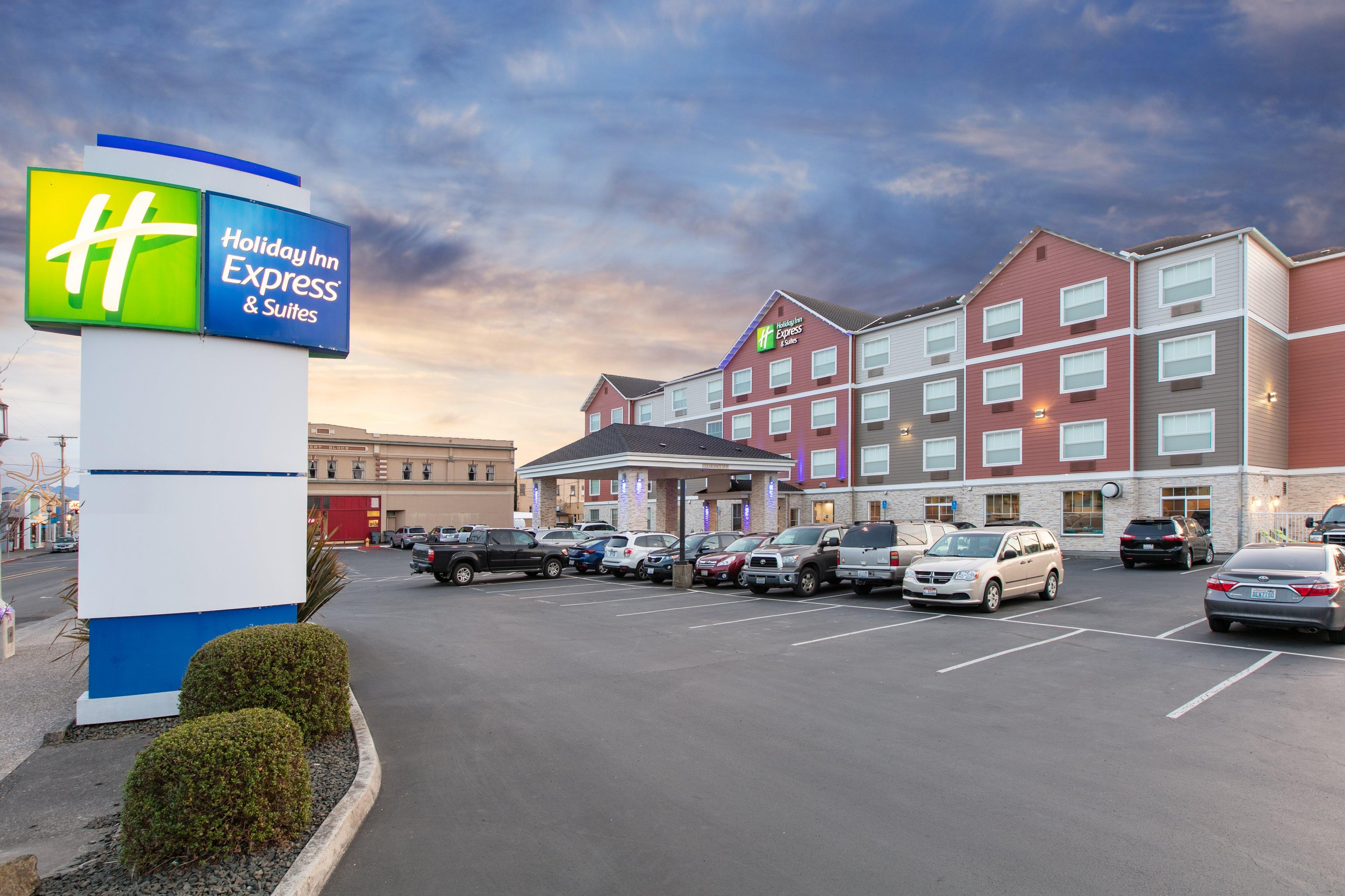 Holiday Inn Express Hotel & Suites Seaside Convention Center, An Ihg Hotel Exterior photo